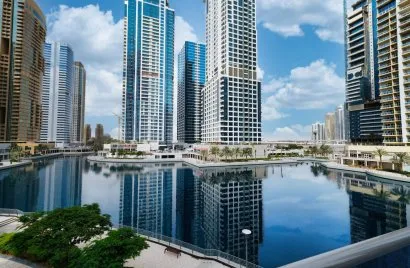 Apartamento de 3 dormitorios en Jumeirah Lake Towers, UAE No. 1944