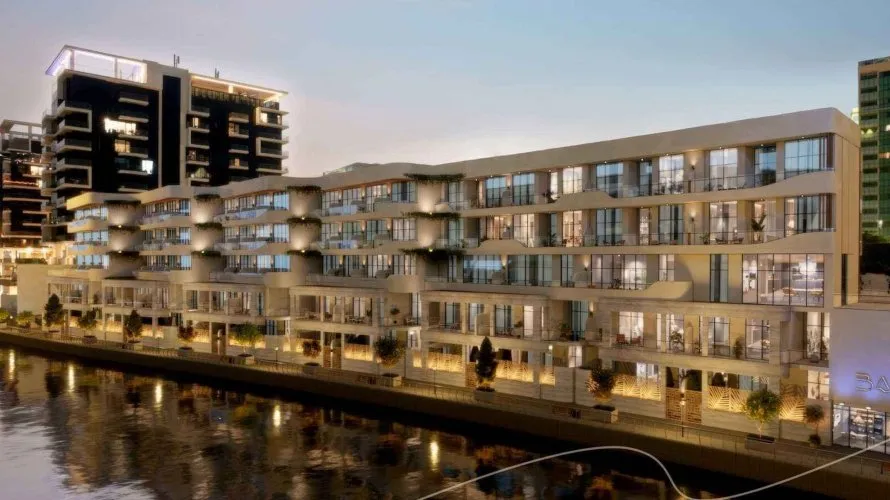 Adosado de 4 dormitorios en Baia  No. 4989 № 2