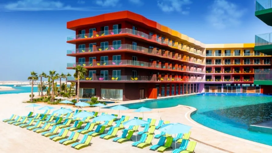 Apartamento de 1 dormitorio en The Heart of Europe, UAE No. 1936 № 2