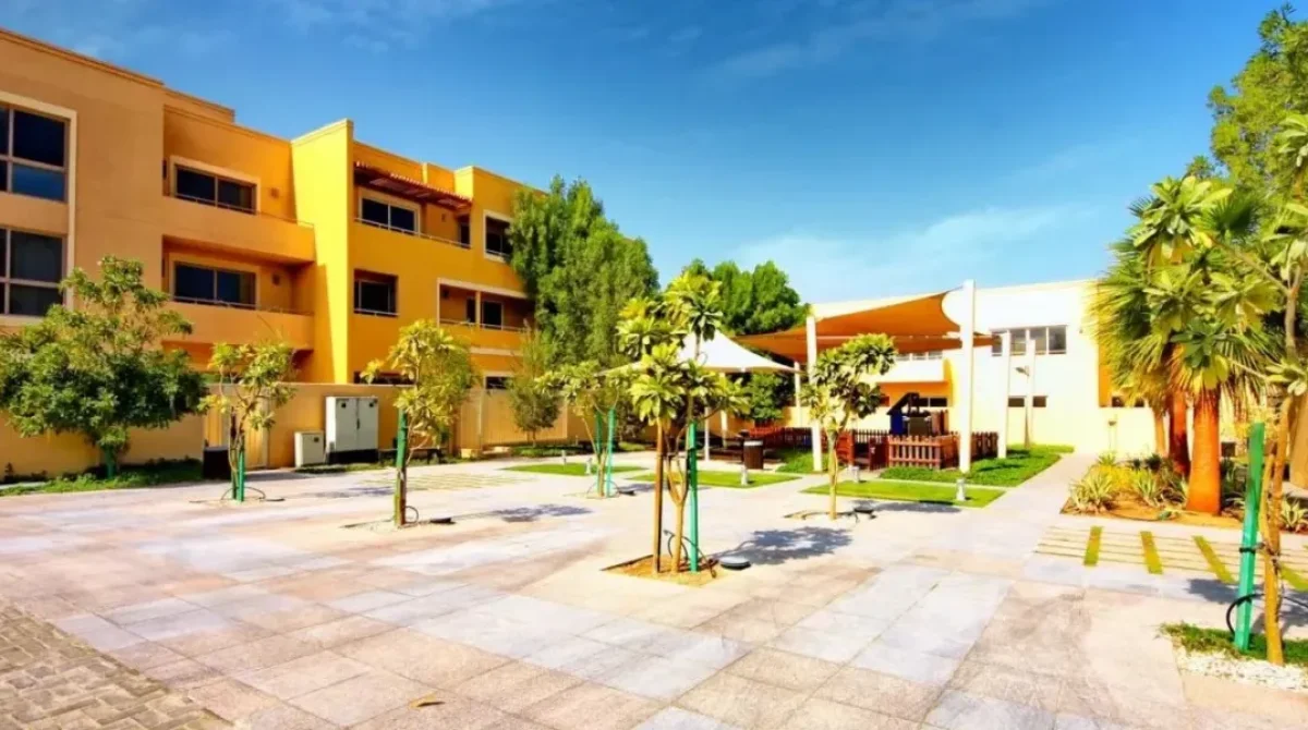 3 bedrooms villa for sale, Dubai, UAE No. 6047